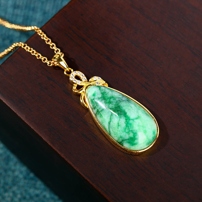 Gold Plated Jewelry - Kalung Liontin Batu Giok Alami Bentuk