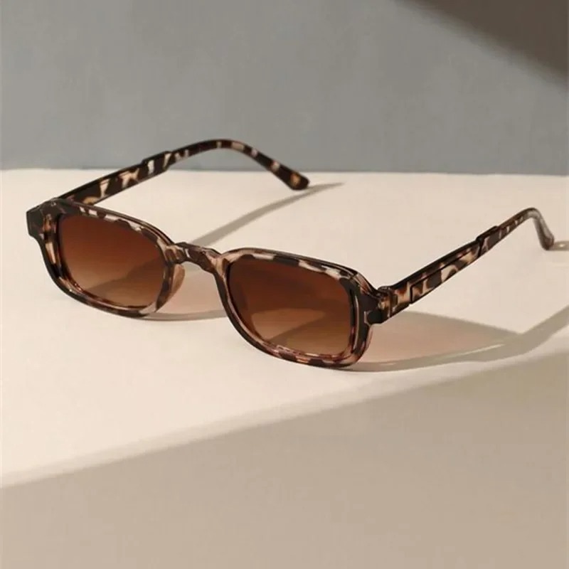 Kacamata Hitam Persegi Panjang - Designer Sunglasses ulasan dan harga
