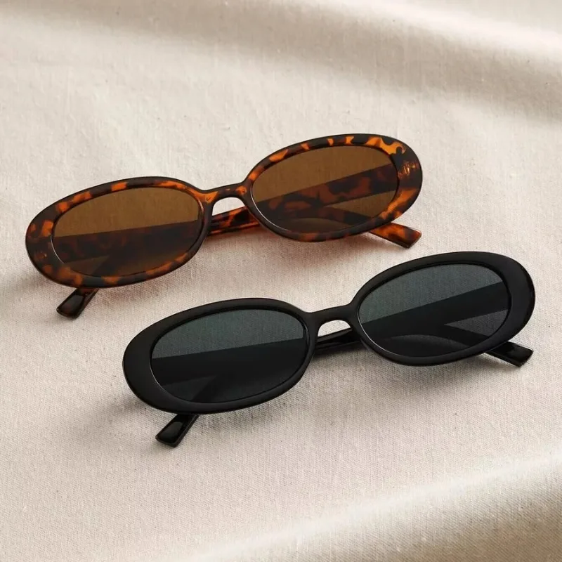 Kacamata Hitam Oval Klasik unt - Designer Sunglasses ulasan dan harga