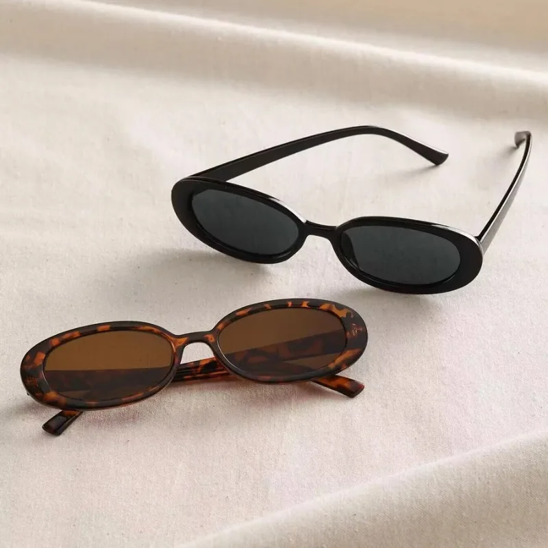 Kacamata Hitam Oval Klasik unt - Designer Sunglasses ulasan dan harga