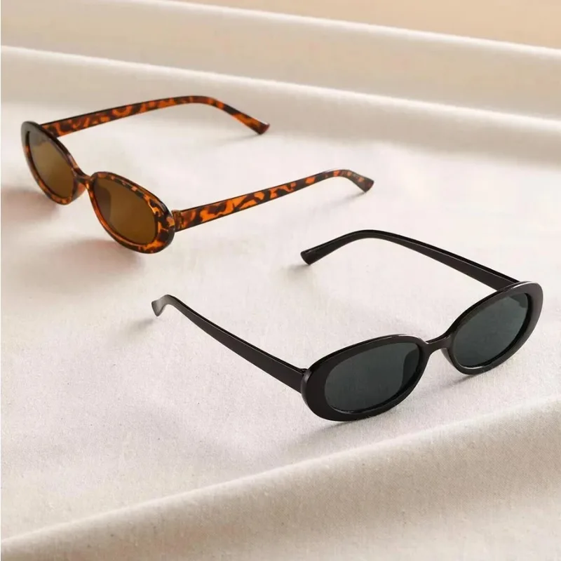 Kacamata Hitam Oval Klasik unt - Designer Sunglasses ulasan dan harga