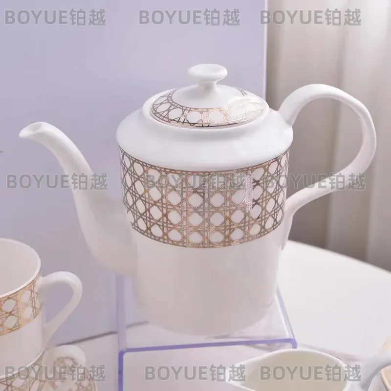 Set Cangkir Kopi Bone China Me - Luxury Gift Set ulasan dan harga